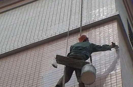 南宁市卫生间漏水维修公司分享下南宁市外墙防水的必要性。